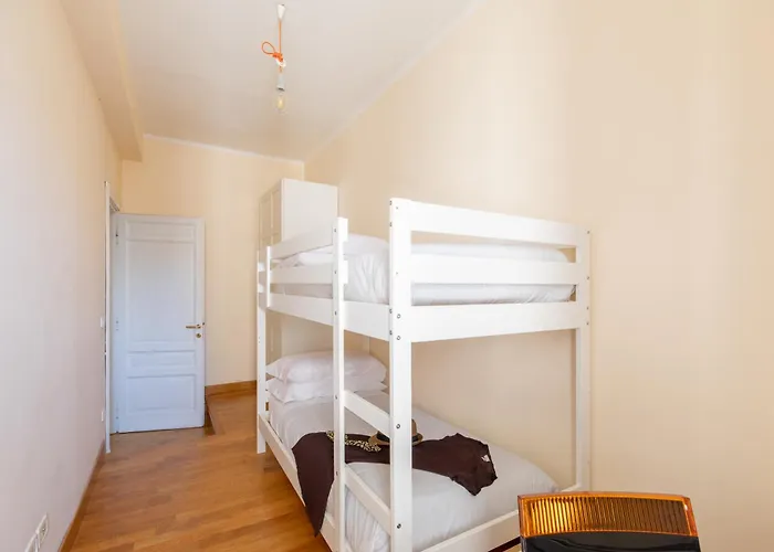Iflat Bright & Comfy 2-bedroom Near Vatican
